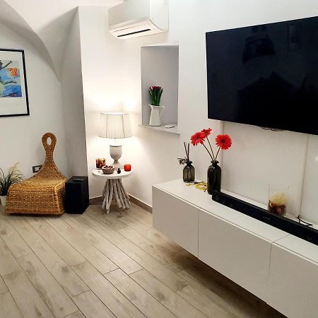 Vhome Exclusive Living Room كاتانيا المظهر الخارجي الصورة