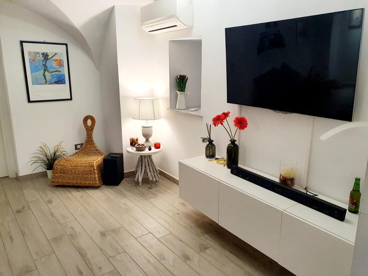 Vhome Exclusive Living Room كاتانيا المظهر الخارجي الصورة